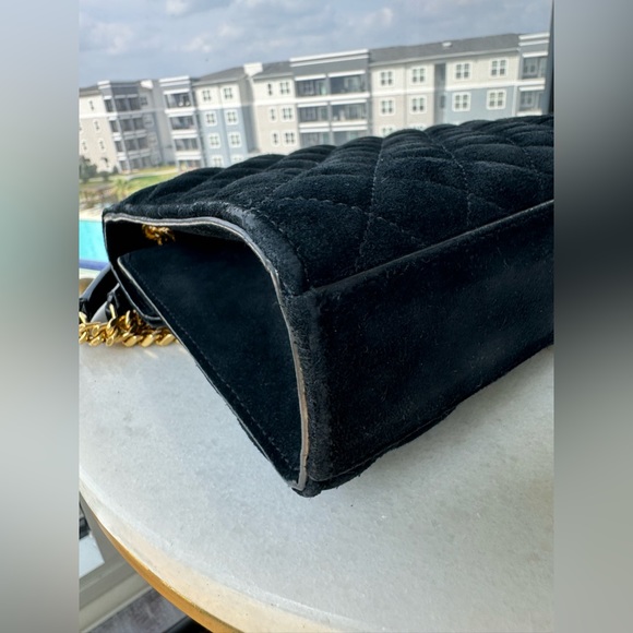 SAINT LAURENT Envelope Medium in Suede w/original receipt and auth card. - Picture 13 of 14